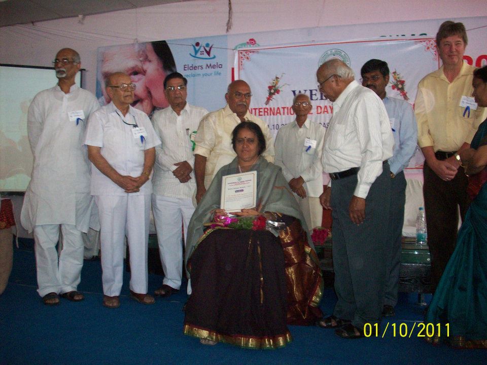 Senior citizens enjoying companionship